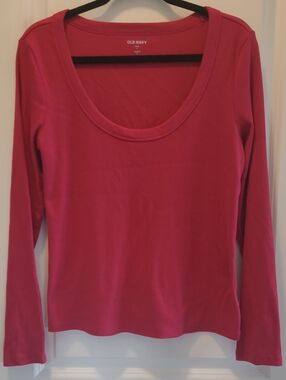 Old Navy Women's Long-Sleeve Scoop Neck Top - Hot Pink